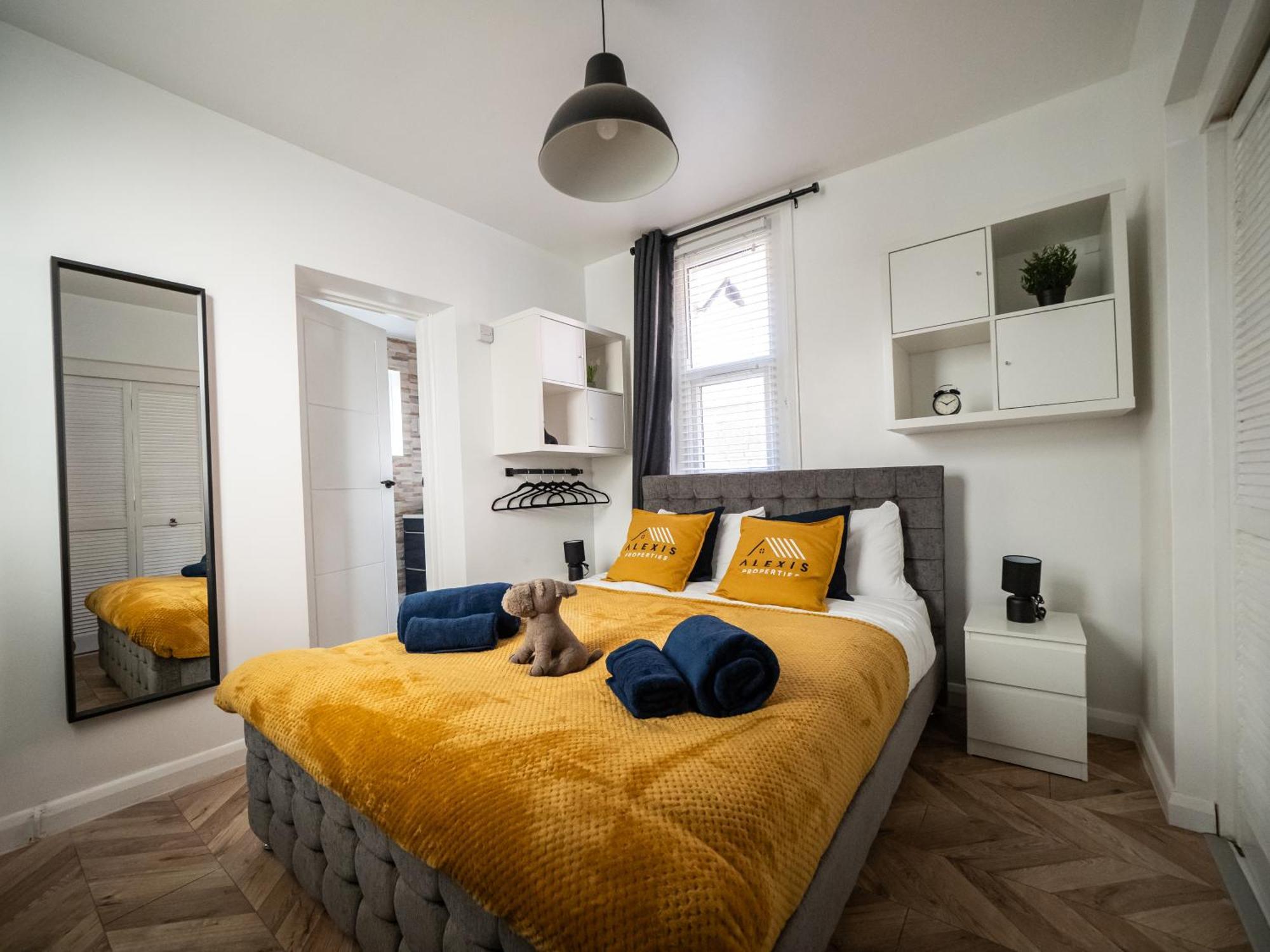 朴次茅斯Seaside Retreat: Luxury 1-Bed, Free Parking公寓 外观 照片