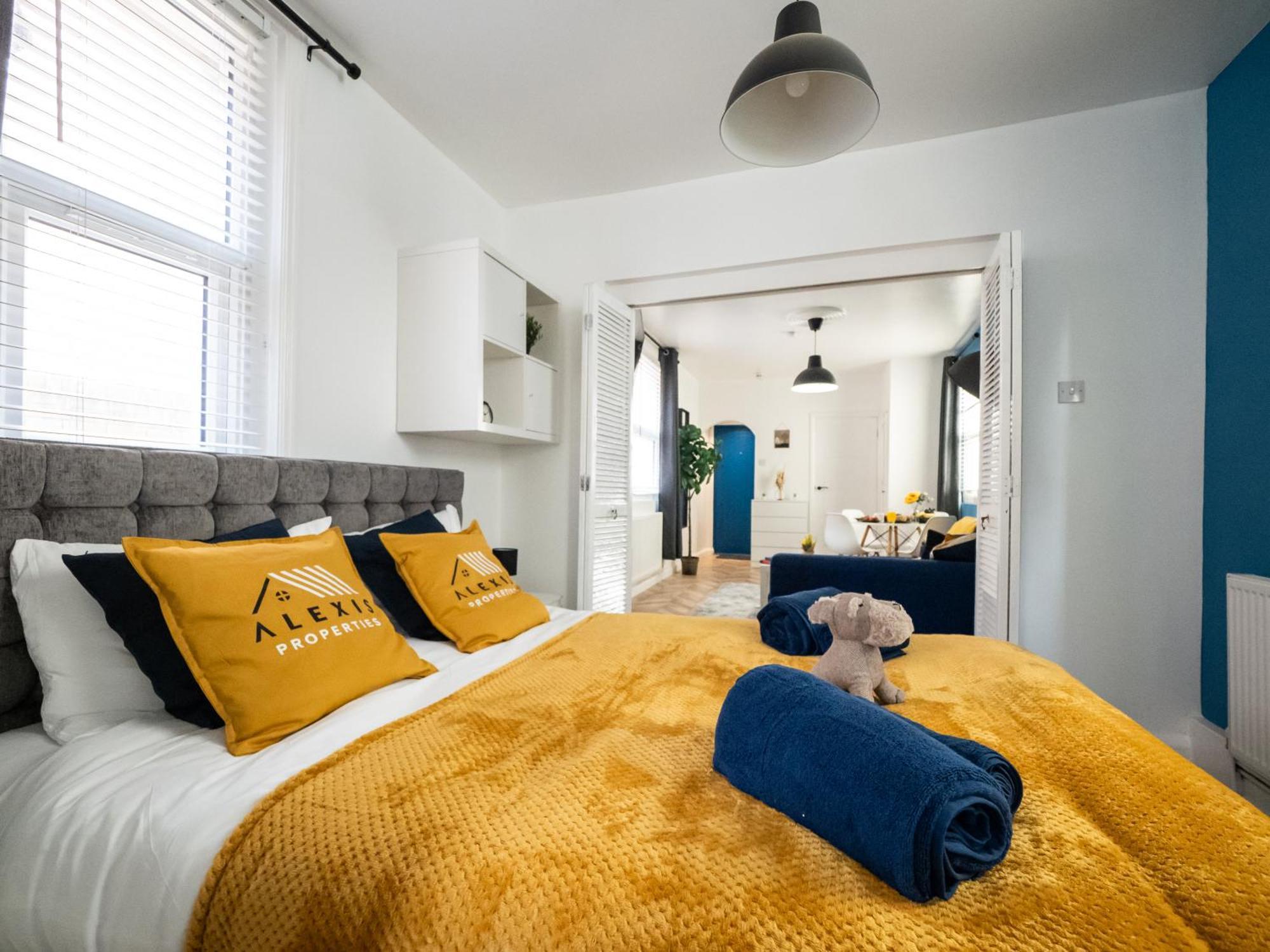 朴次茅斯Seaside Retreat: Luxury 1-Bed, Free Parking公寓 外观 照片