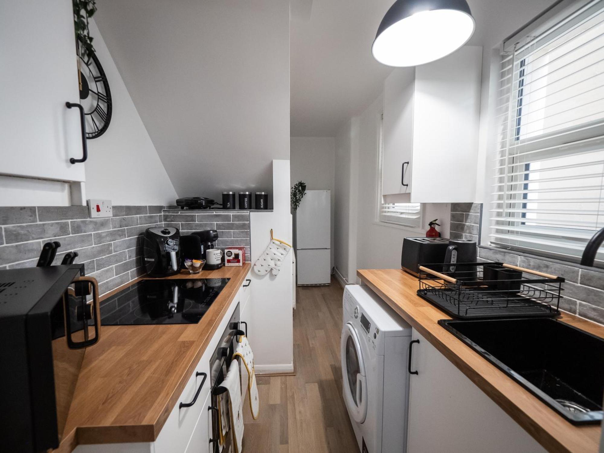 朴次茅斯Seaside Retreat: Luxury 1-Bed, Free Parking公寓 外观 照片